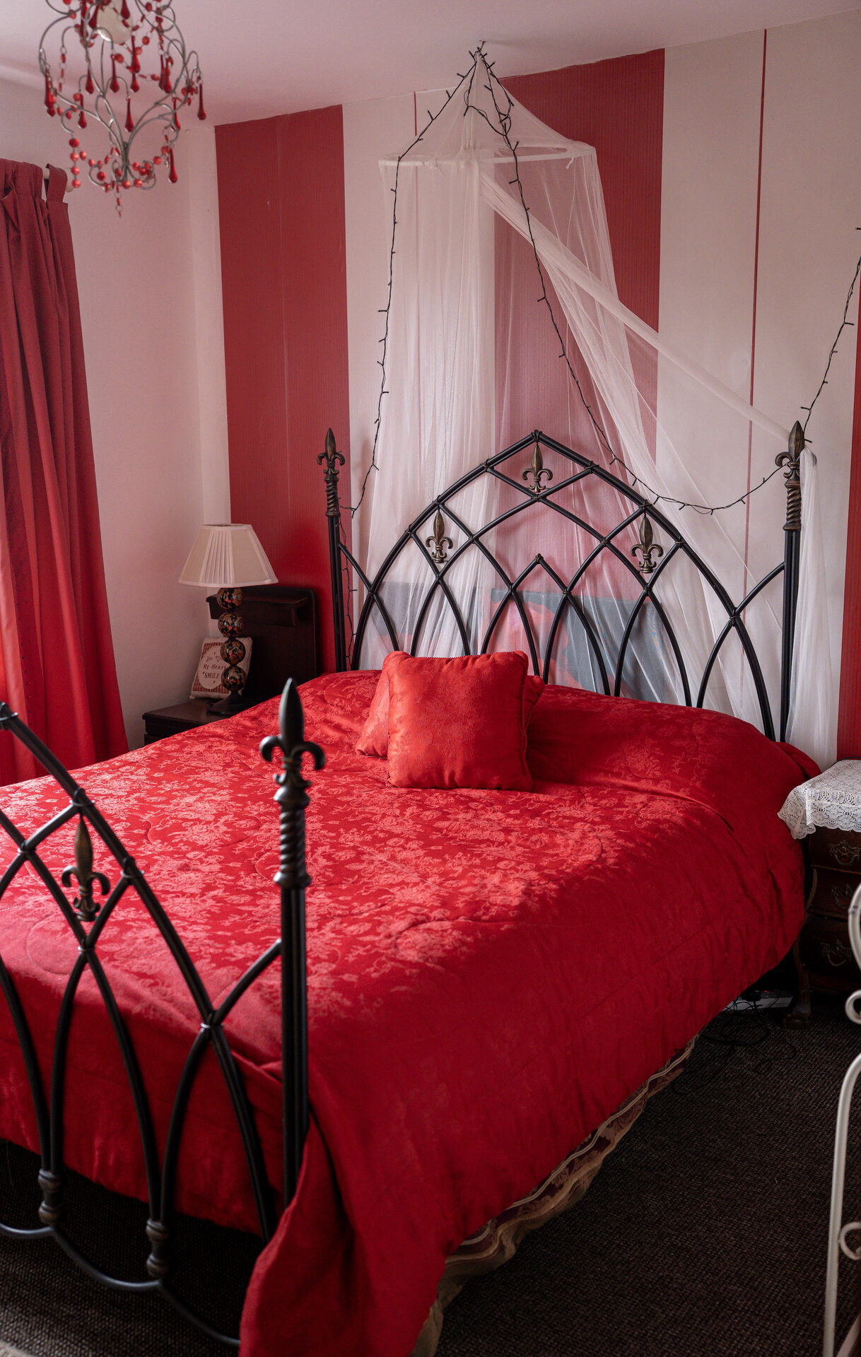 Bedroom 4 — king bed