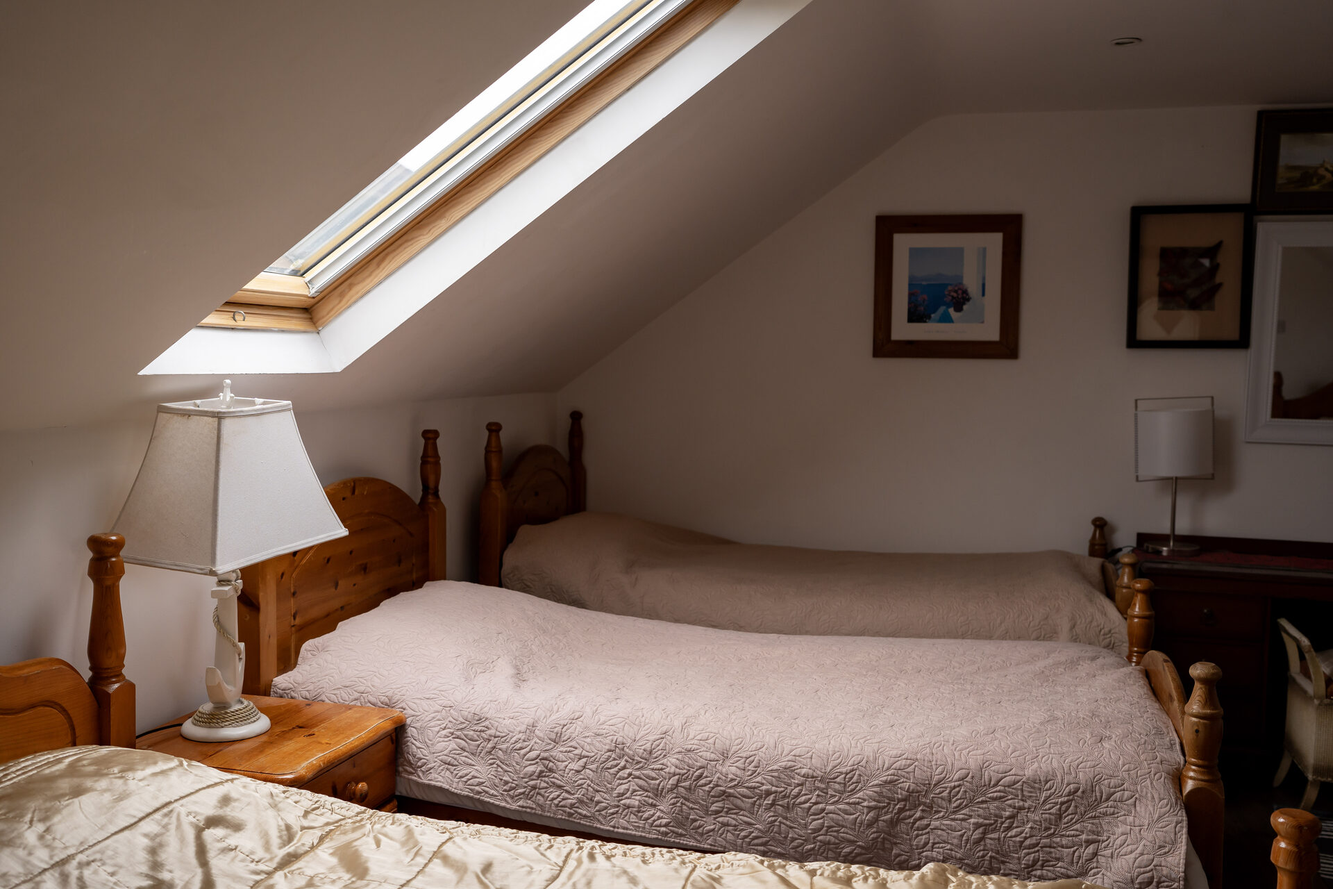 Bedroom 7 · Detail