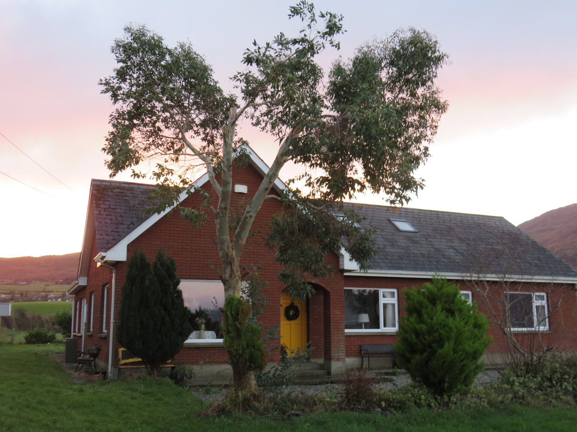 Bella Vista exterior at sunset